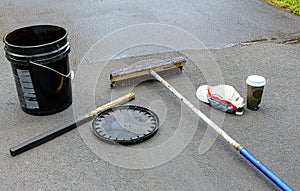 Resealing asphalt driveway needs