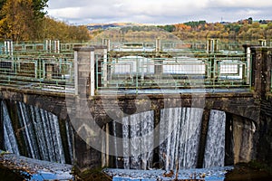 reservoir over flow plug hole