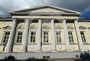 Residence of the Ambassador of Spain in Spasopeskovskiy pereulok, 8. Former city manor of A.G. Shchepochkoy - N.A. Of Lviv.