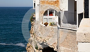 Residential building on a cliff
