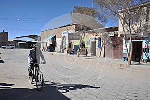 Residents of the city of Uyuni.