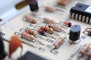 Resistors on motherboard