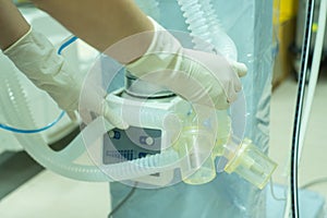 Respiratory connection tube