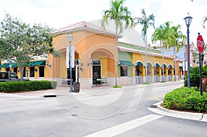 Restaurant and retail stores, FL