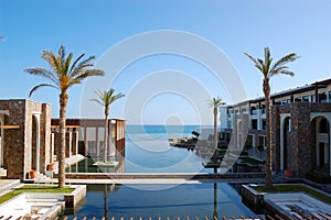 Restaurant, swimming pool and beach