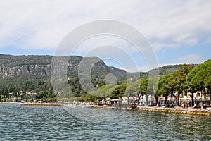 Restaurants and hotel along the Garda Lake