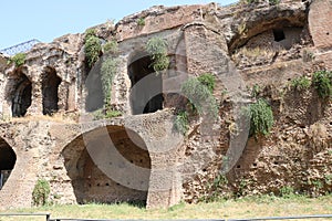 Resti romani - ROMA - Italia - Roman archaeological site photo