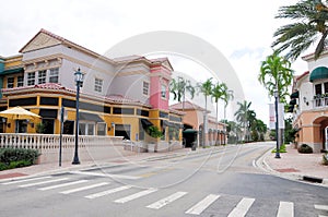 Retail stores & restaurants, FL photo