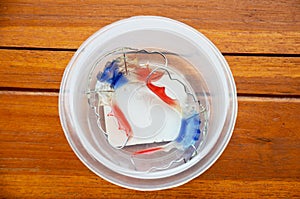 Retainer fashion in box