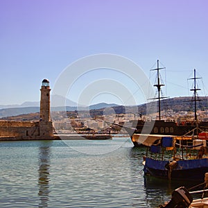 Rethymnon harbor 02
