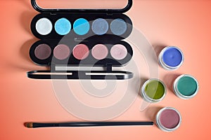 Reticulation in white background