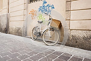 Retro bicycle and graffiti.