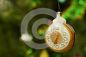 Retro Christmas ornament - a clock