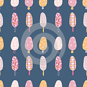 Retro seamless pattern with popsicle ice creams in 1960s style. Sweet food summer print for T-shirt, textile and fabric.