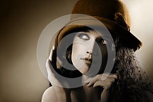 Retro woman vintage portrait in hat