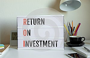 Return on investment concepts.business success.invester plan.profit and growth