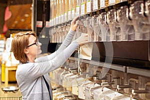 Reusable bag bulk shopping photo