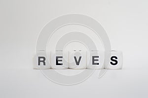 Reves, dice letters photo