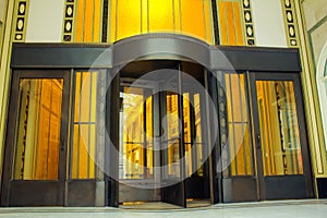 Revolving door