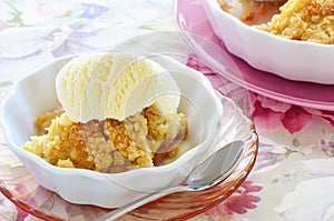 Rhubarb crumble