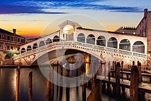 The Rialto bridge in Venice, night view