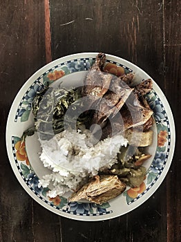 rice with fried parrot fish