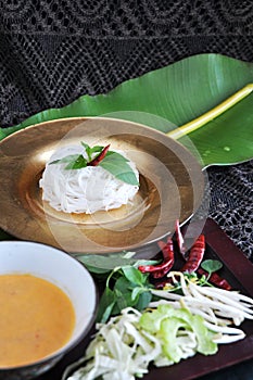 Rice Noodle with Spicy Sauce and fresh Vegetables