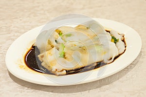 Rice noodles rolls served at a Hong Kong dim sum restaurant