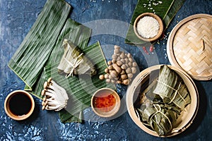 Rice piramidal dumplings photo