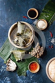 Rice piramidal dumplings photo