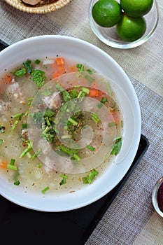 Rice porridge with pork