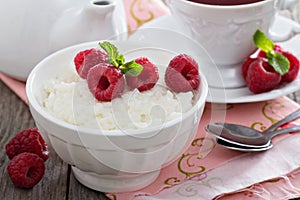 Rice pudding with raspberries