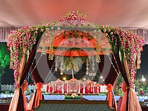 Rich Wedding decor Hindu style