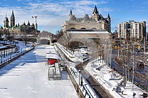 Skating on Rideau Canal in Ottawa not open for Winterlude event photo