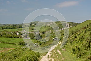 Ridge path above Corfe Castle