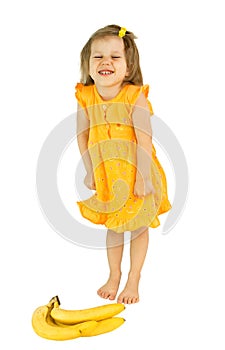 The ridiculous girl and bananas