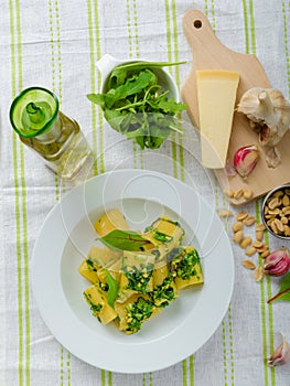 Rigatoni with garlic and herbs pesto