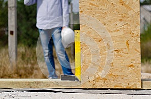 Right angle in use on a building site