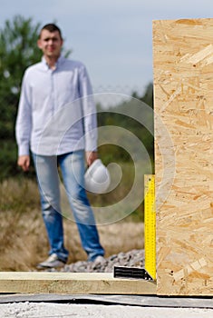 Right angle in use on a building site