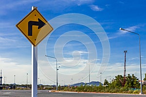 Right Turn Sign