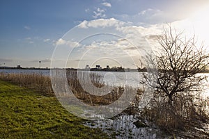 The Rijn with high water.