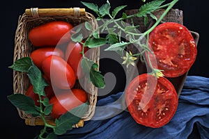 Rijpe tomaten. photo