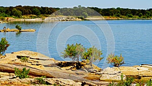 Rim rocks at the Grapevine Lake in Texas