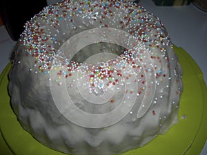 a ring cake for a party