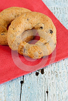 Ring crackers