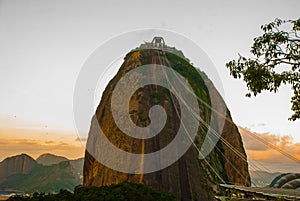 Rio de Janeiro, Brazil: Cable car and Sugar Loaf mountain in Rio de Janeiro