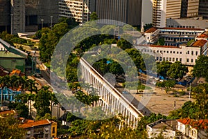Rio de Janeiro: Rio de Janeiro cityscape with the Carioca Aqueduct, Brasil