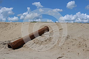 Rioolpijp op het strand