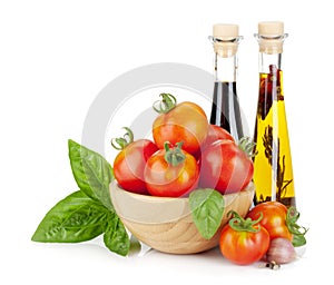 Ripe tomatoes, basil, olive oil, vinegar