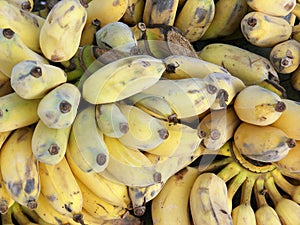 Ripen bananas